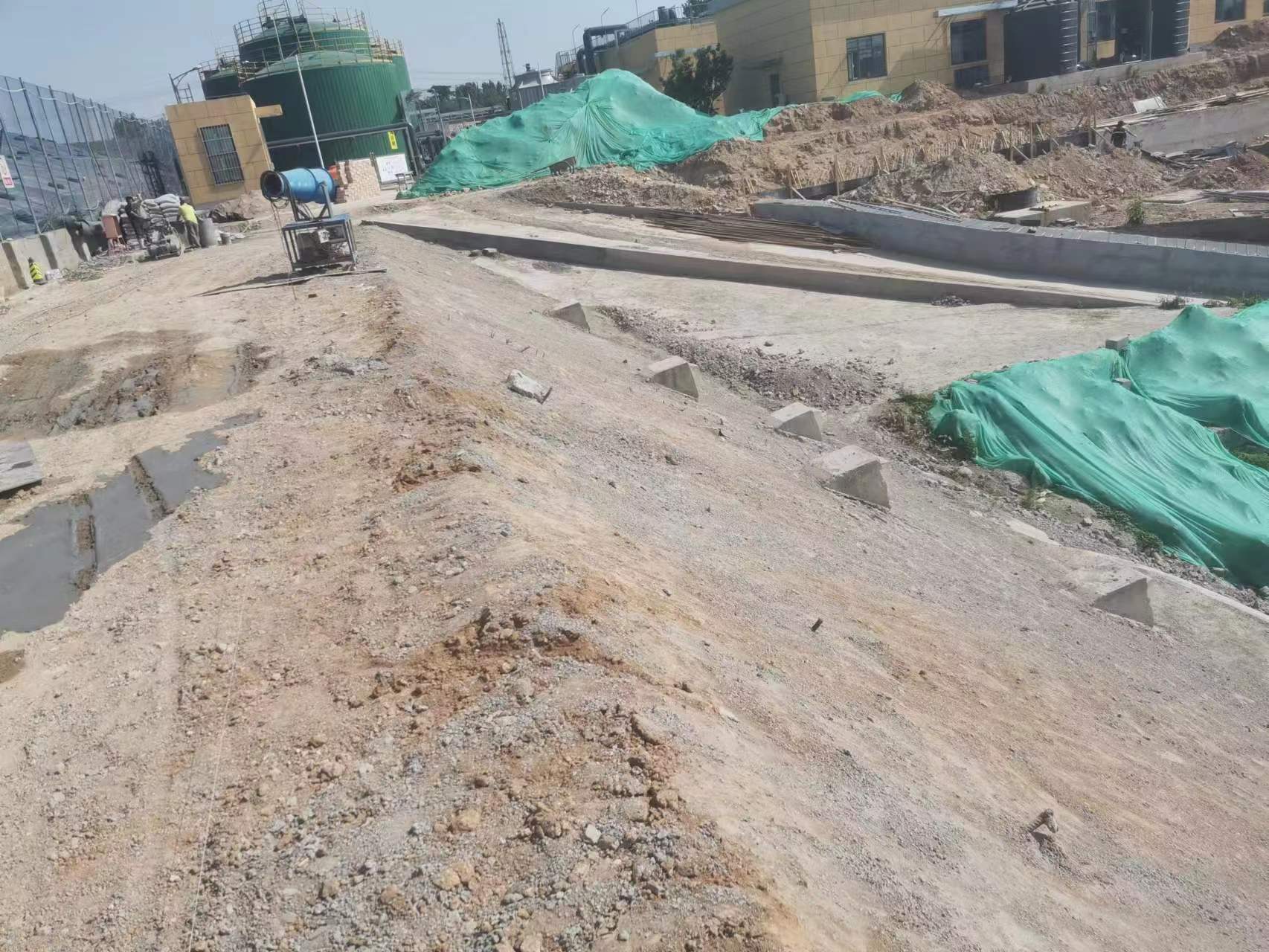 东兴岩石基础灌浆帷幕灌浆